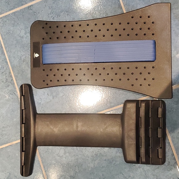 Multi-Level Back Stretching Device - Picture 4 of 6